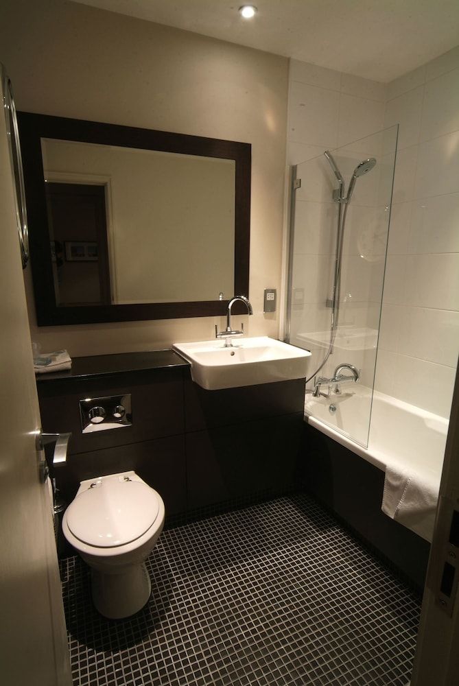 Denham Grove Superior Room, 1 Double Bed 4