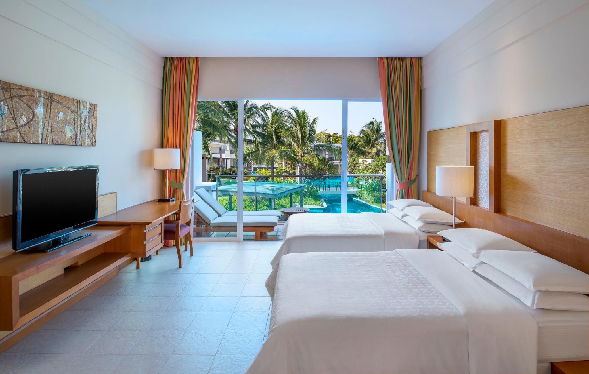 guest room, 2 double, sofa bed, oceanfront view