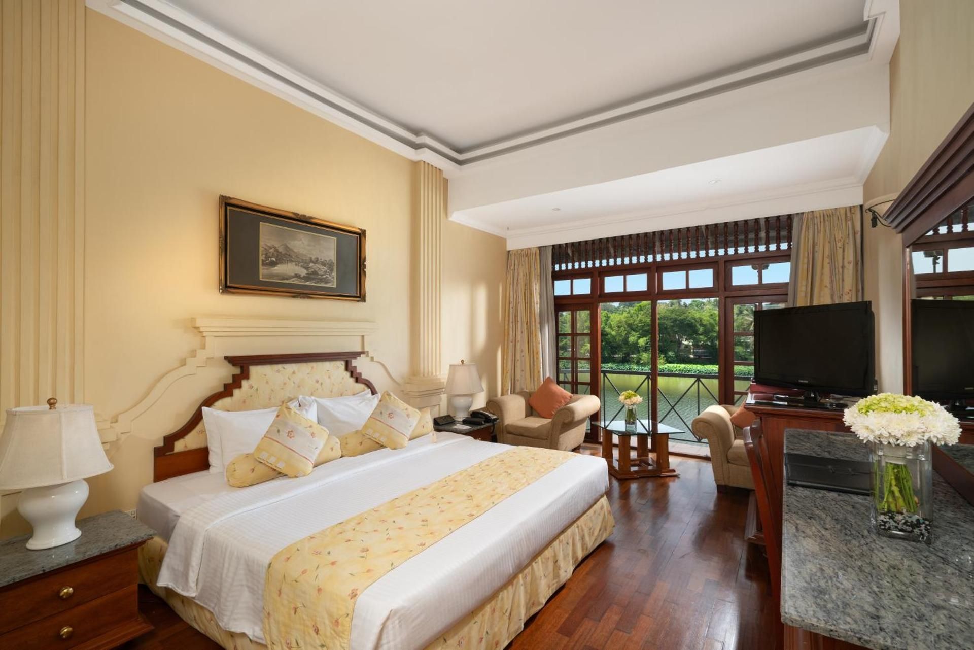 Deluxe Room River View