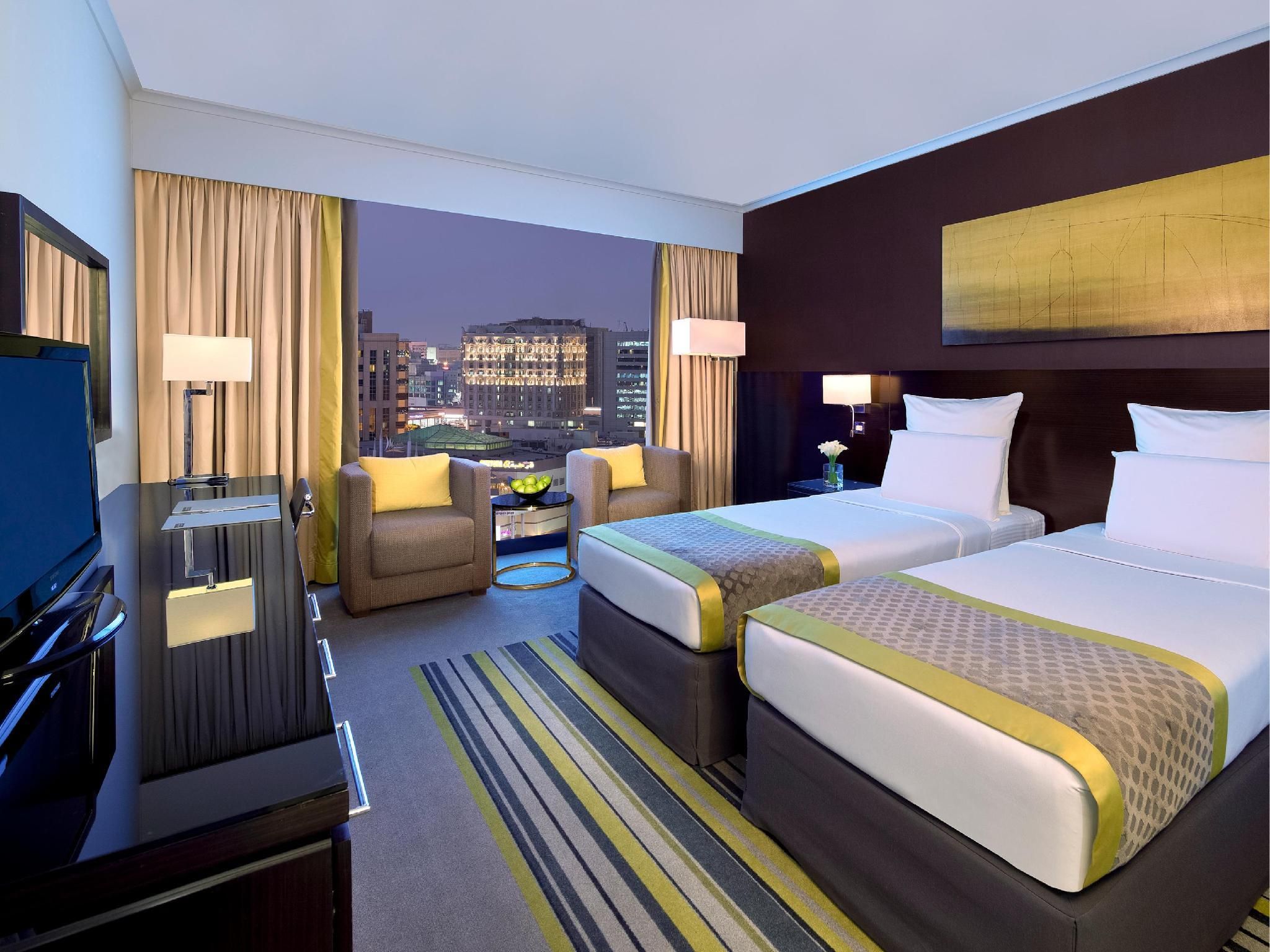 Pullman Dubai Creek City Centre Superior Room, Twin Bed