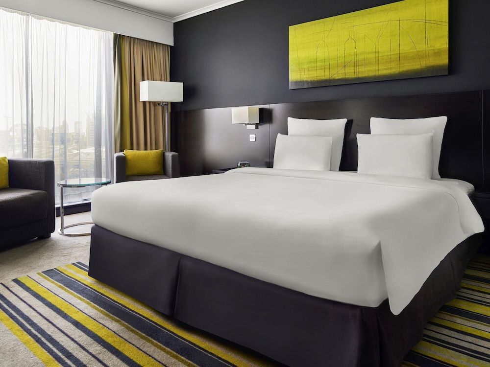 Pullman Dubai Creek City Centre Superior Room, 1 King Bed