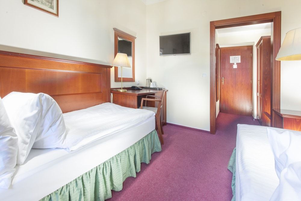 Hotel Lunik Standard Double or Twin Room 3