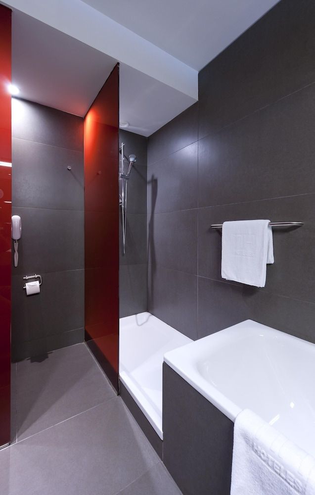 undefined NH Collection Barcelona Constanza 8