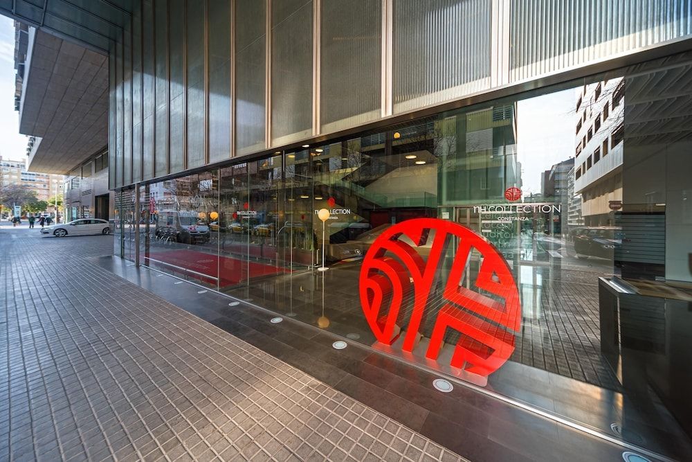 undefined NH Collection Barcelona Constanza 2