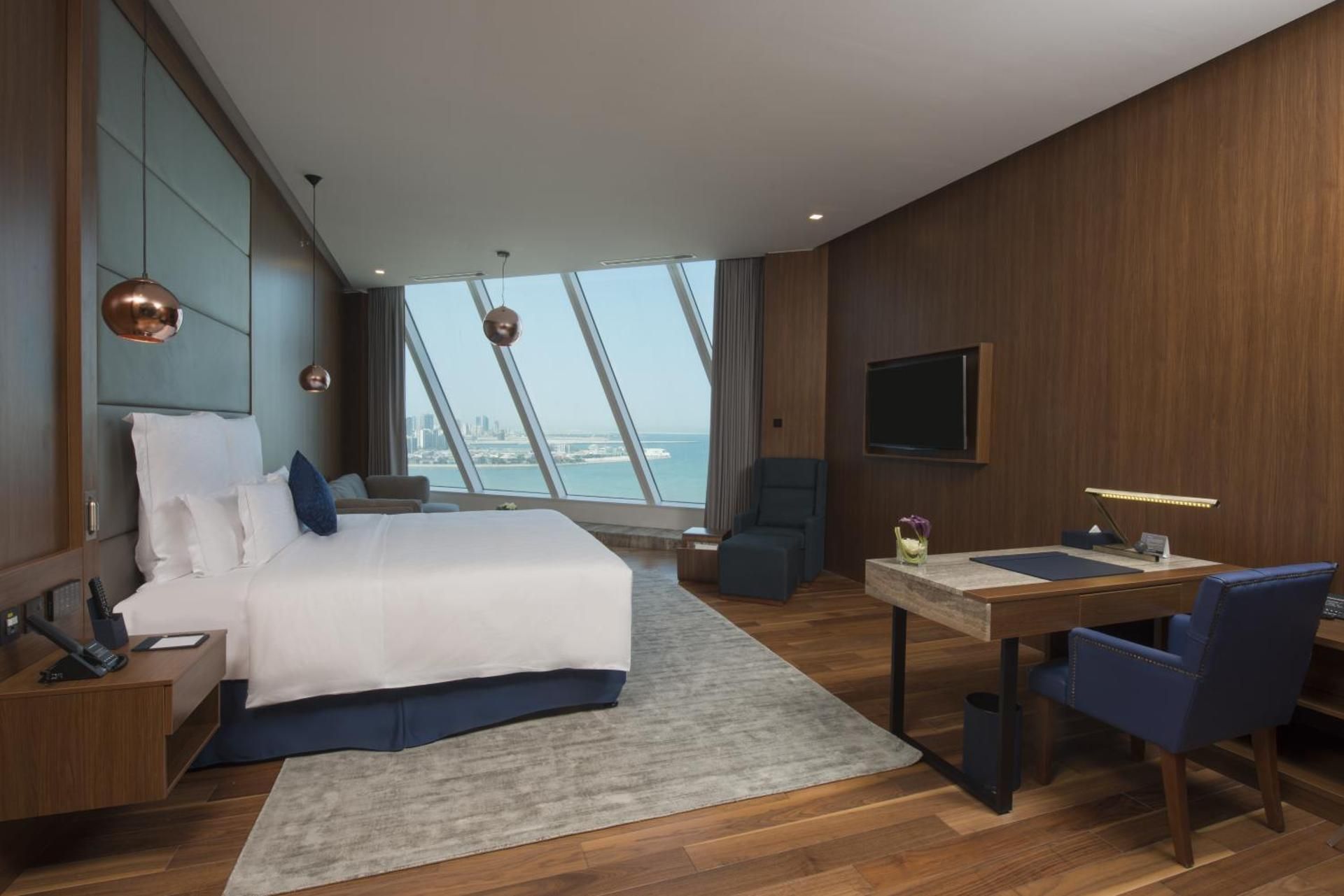 1 Bedroom Executive Suite Non-Smoking