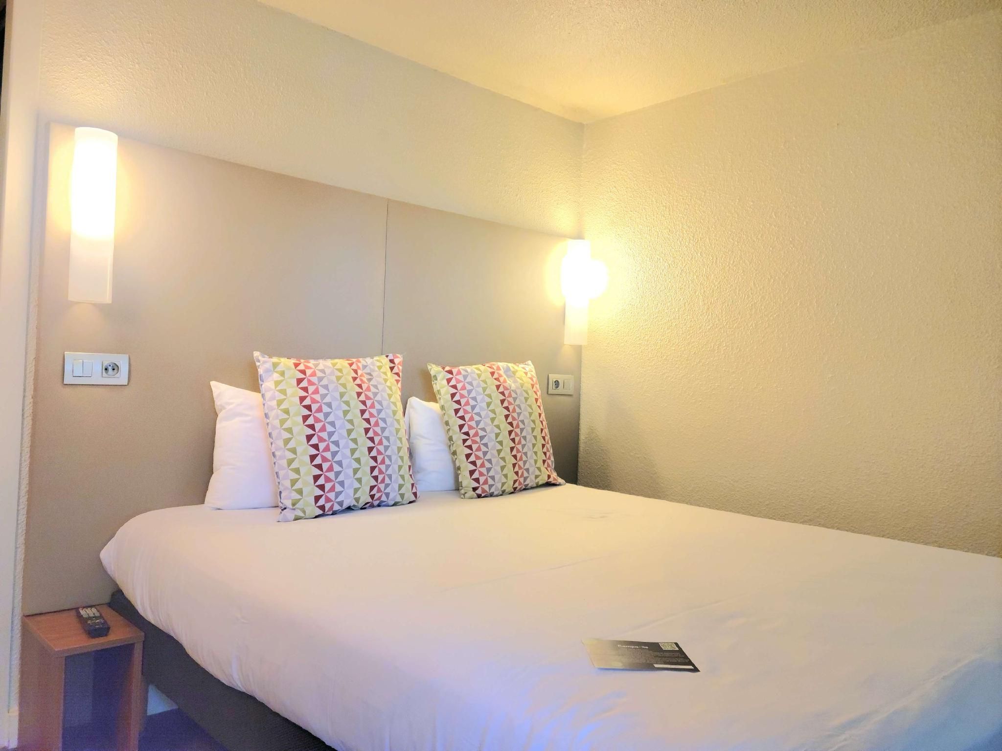 Standard - 1 Double Bed 1 Junior Bed