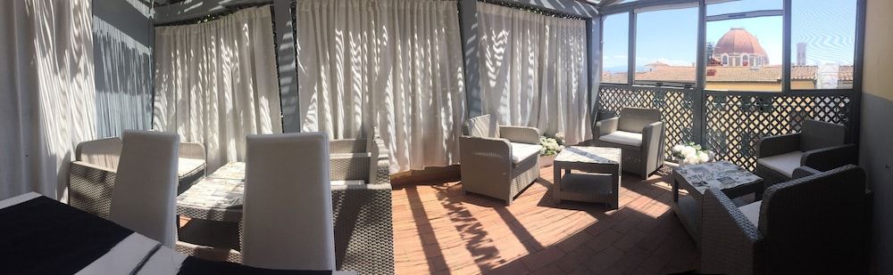 undefined Hotel Alinari 10