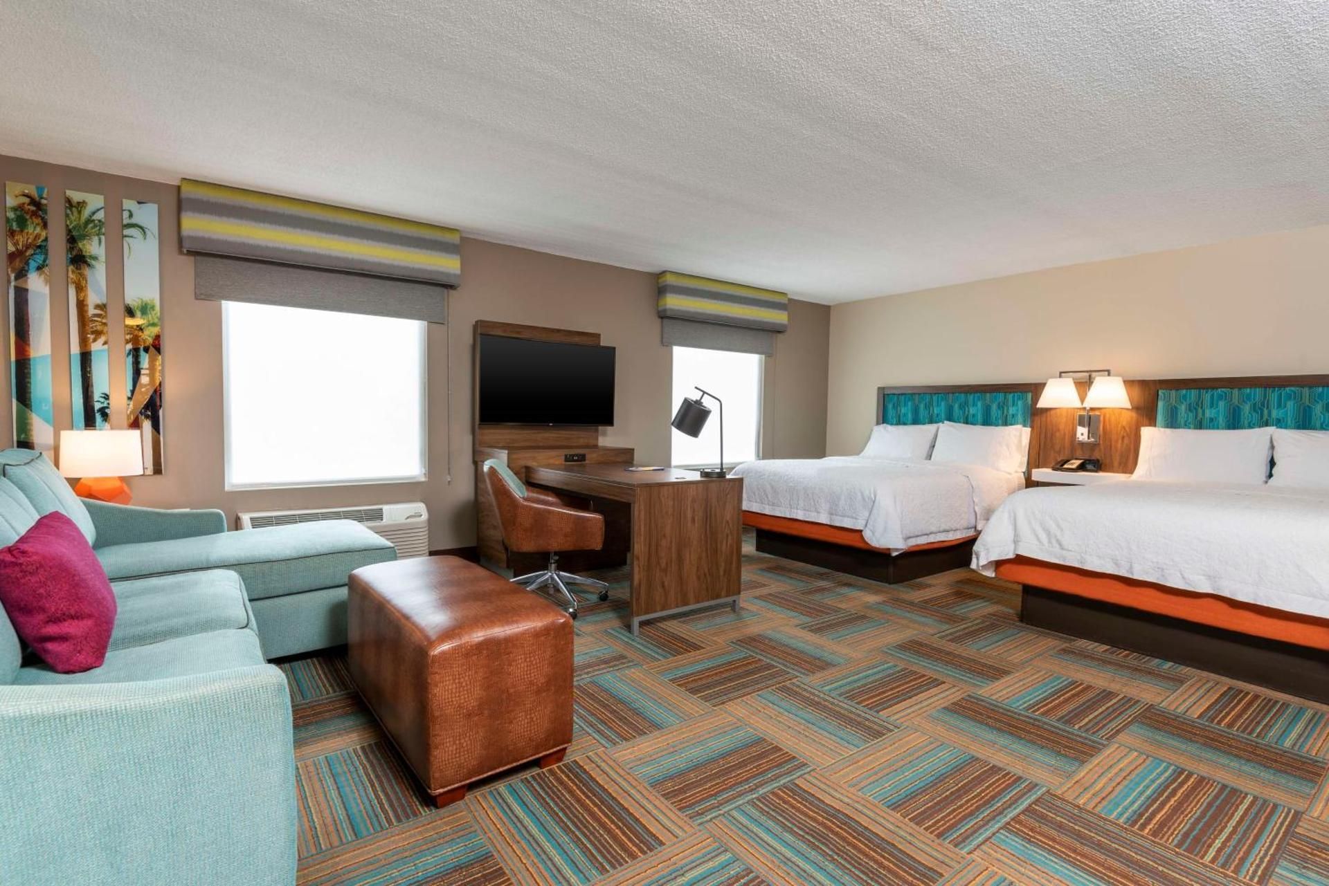 2 QUEEN BEDS STUDIO SUITE NONSMOKING
