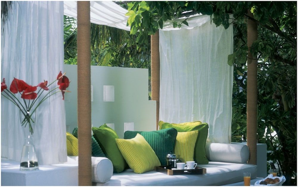Deluxe Villa, 1 King Bed (Beach)