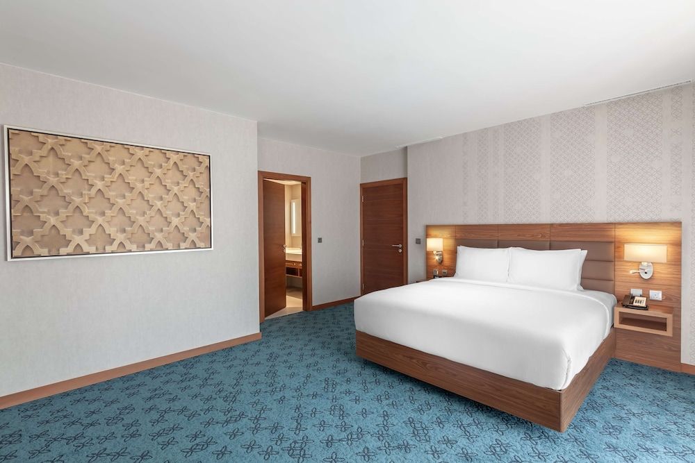 undefined DoubleTree by Hilton Dubai Al Jadaf 4