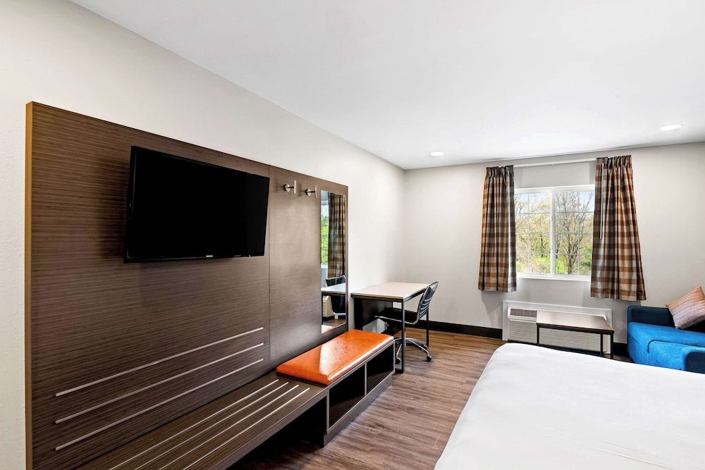 Standard Room, 1 King Bed with Sofa bed, Non Smoking