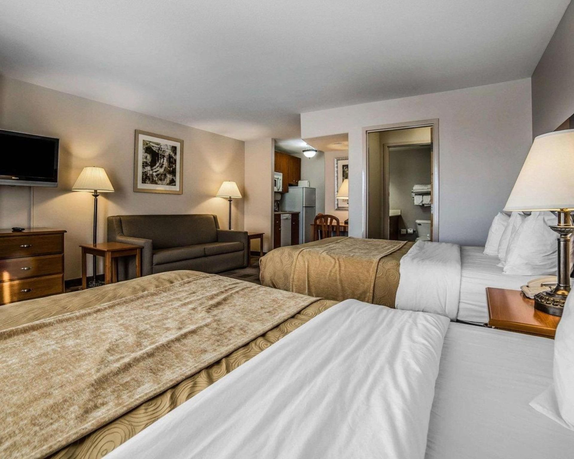 2 Queen Beds, Suite, Nonsmoking, Accessible