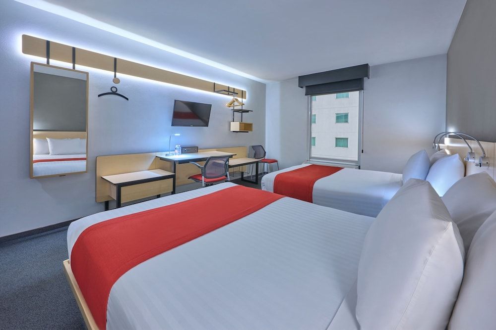 City Express by Marriott Toluca Room, 2 Double Beds 6