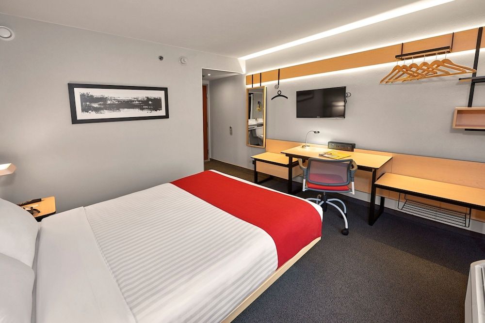 City Express by Marriott Toluca