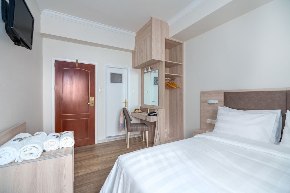 Attalos Hotel Double or Twin Room 5