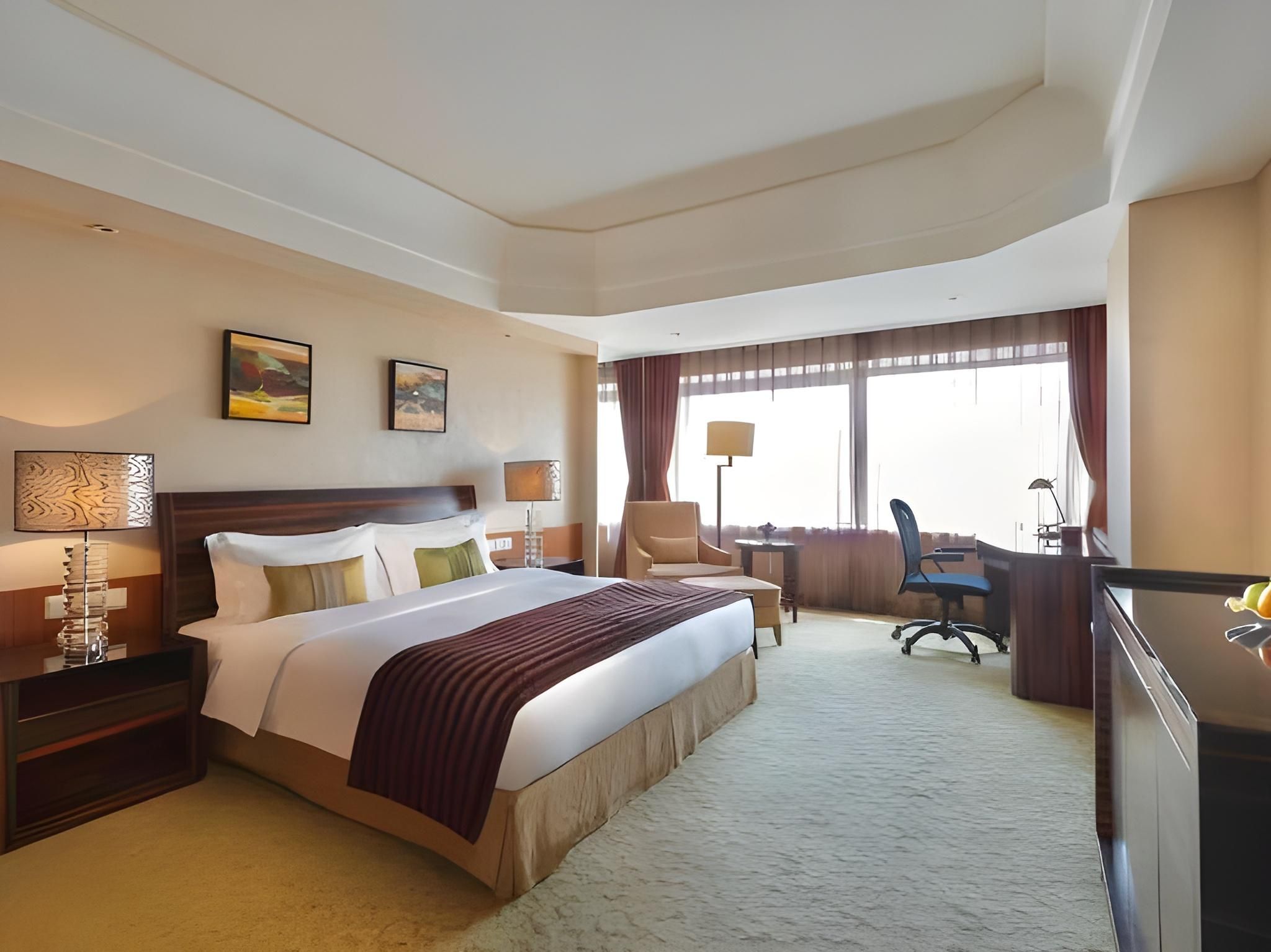 undefined Marco Polo Parkside Hotel 8