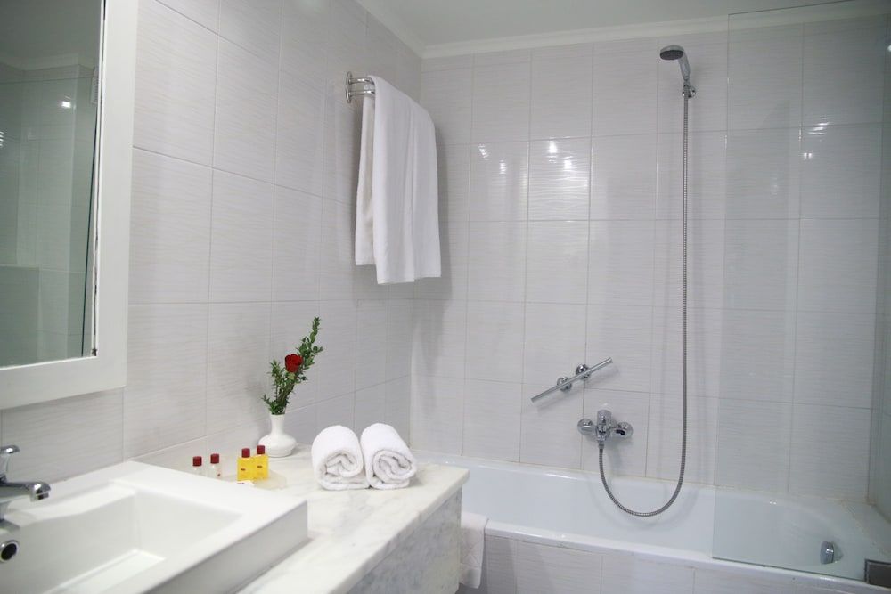 Hotel Le Pacha Triple Room 2