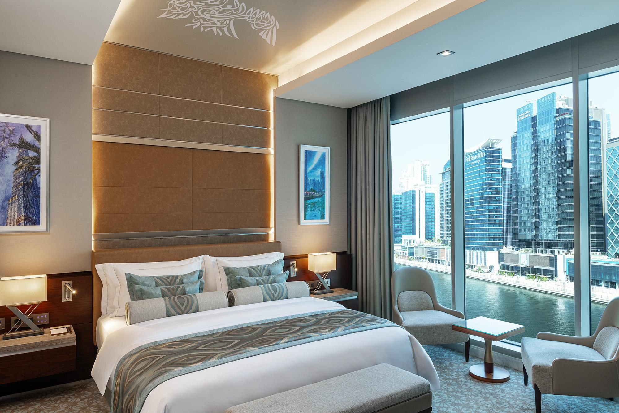 One Bedroom Suite, Club level, Suite, 1 King, Bay view