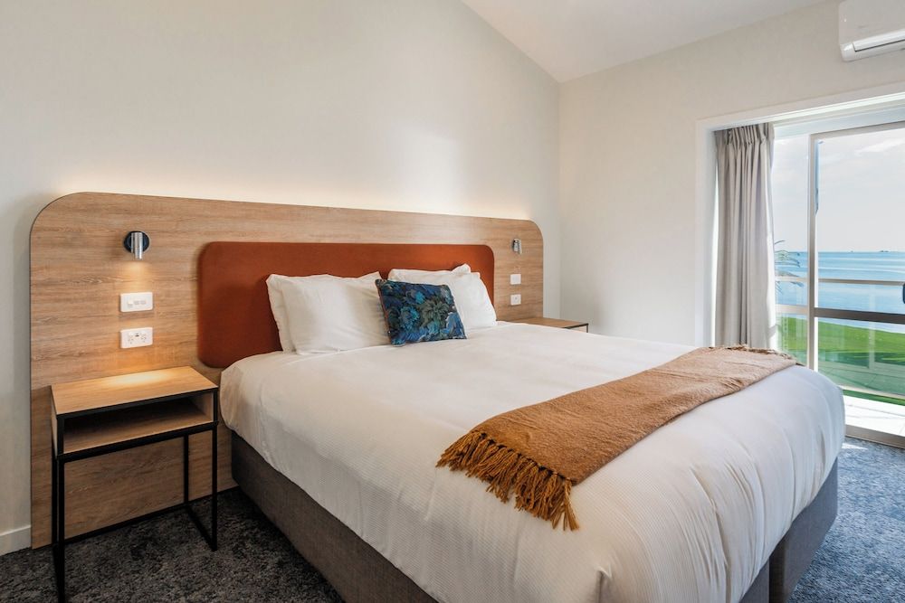 Copthorne Hotel and Resort Bay of Islands Superior Harbourview 1 King 3