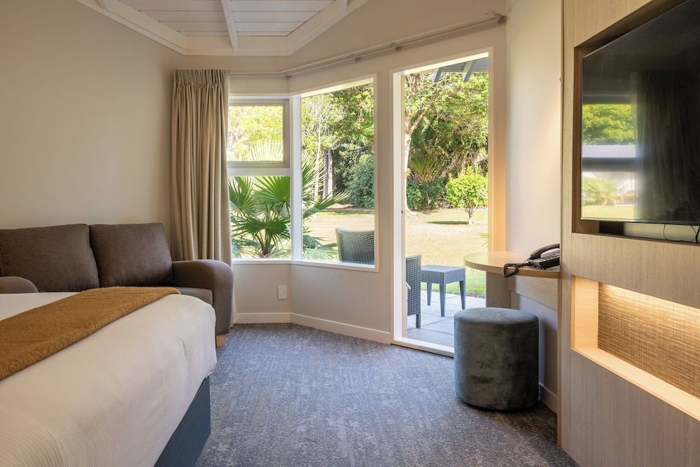 Copthorne Hotel and Resort Bay of Islands Superior Gardenview 1 Queen 6