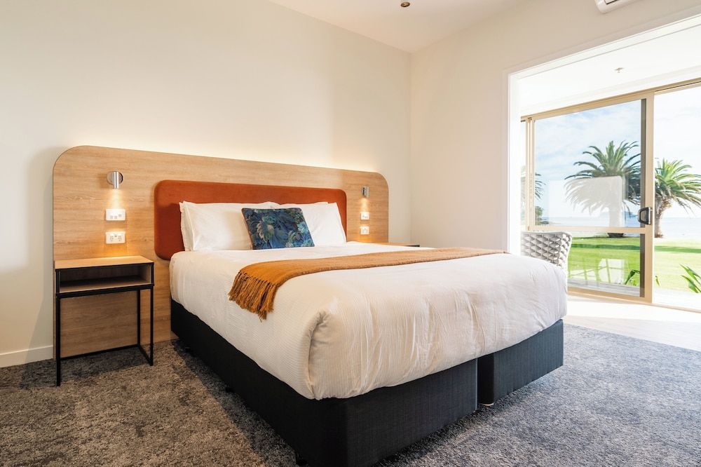 Copthorne Hotel and Resort Bay of Islands Superior Harbourview 1 King 5