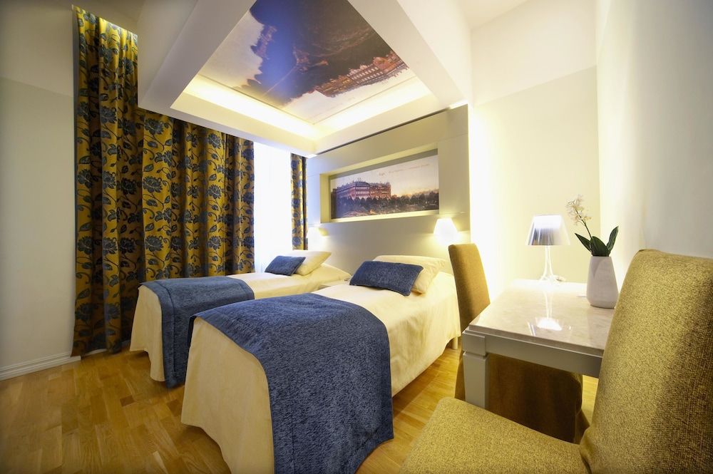 undefined Opera Hotel 3