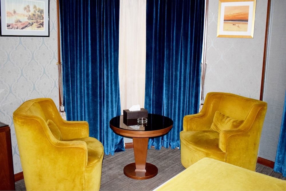 Kings Park Hotel Superior Family Room 8