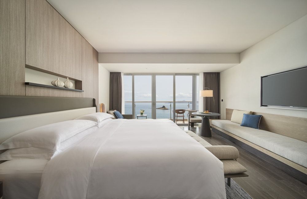 InterContinental Shenzhen Dameisha Resort by IHG Classic Room, Ocean View (Upgrade)