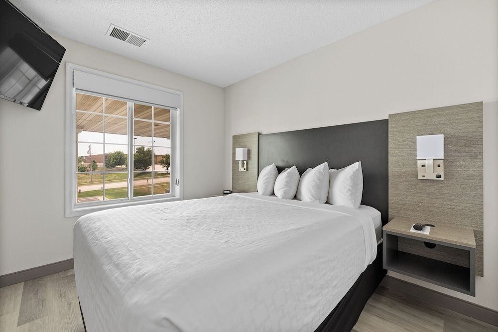 GrandStay Residential Suites - Rapid City Studio, 1 Queen Bed, Accessible