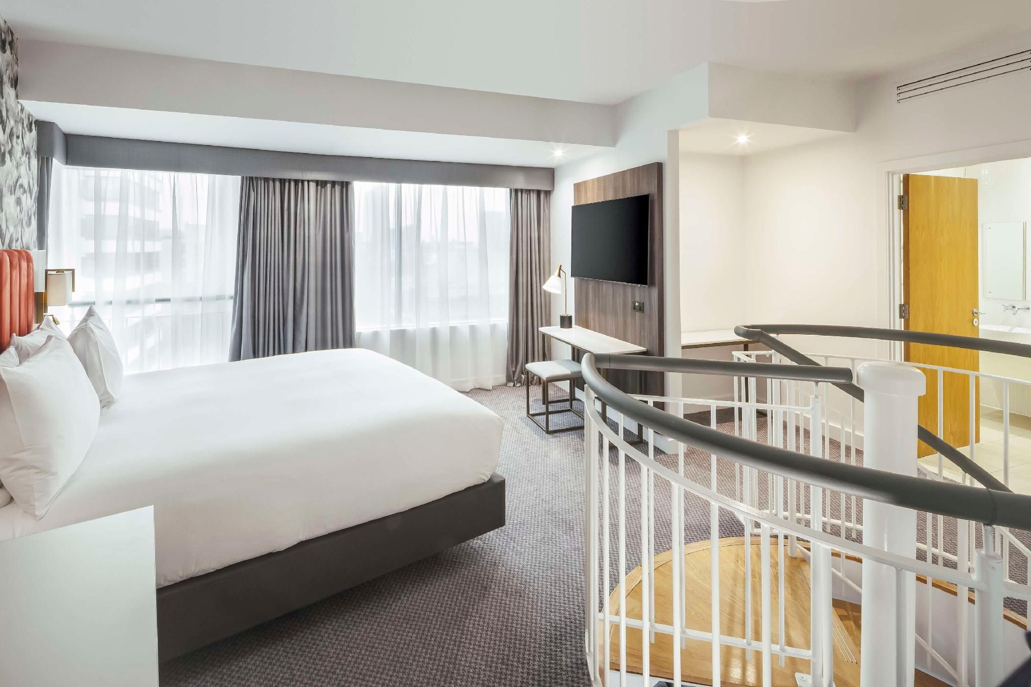 KING MASTER DUPLEX SUITE