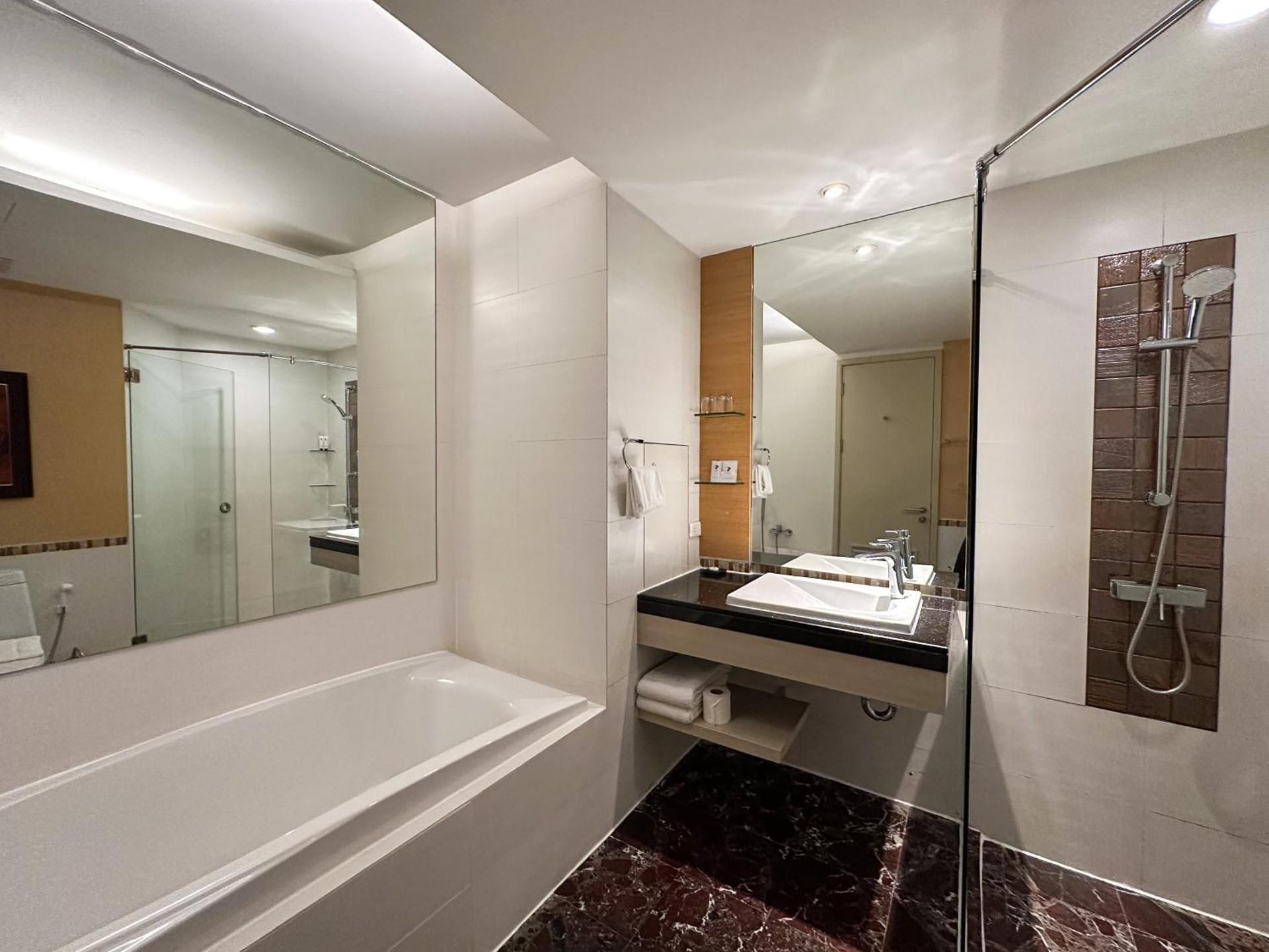 undefined Urbana Sathorn Hotel 8