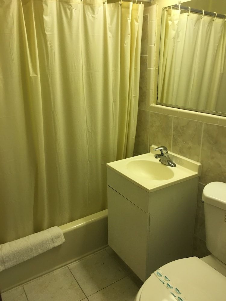 Eldorado Atlantic City Beach Block Standard Room, 2 Double Beds 3