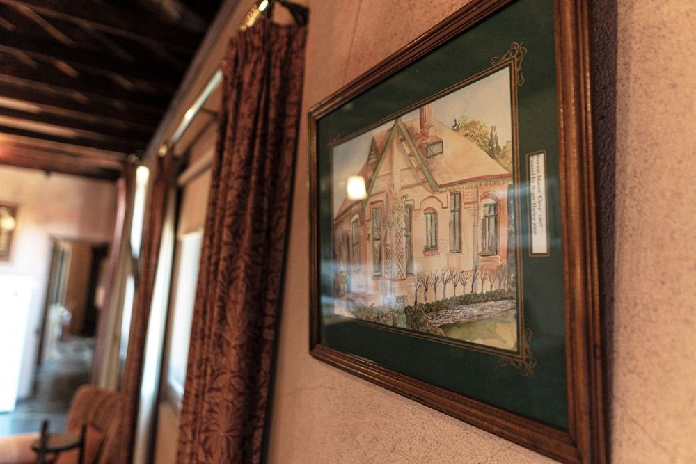 Buxton Manor Luxury Cottage, Jetted Tub (Paprika) 8