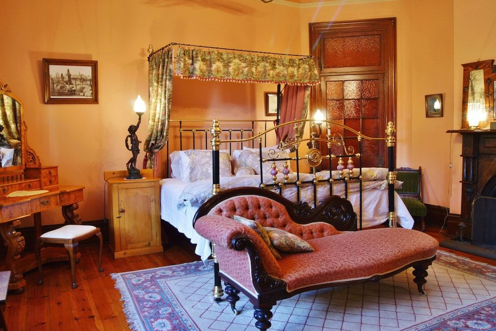 Buxton Manor Luxury Apartment, 1 Bedroom (Musica Viva)