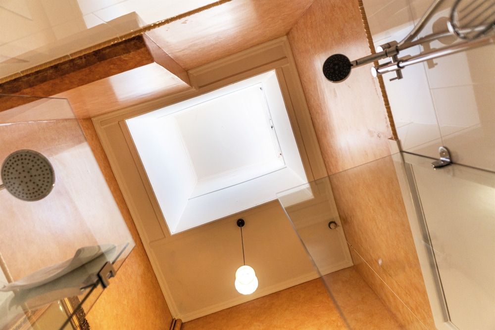 Buxton Manor Luxury Apartment, 1 Bedroom (Musica Viva) 5