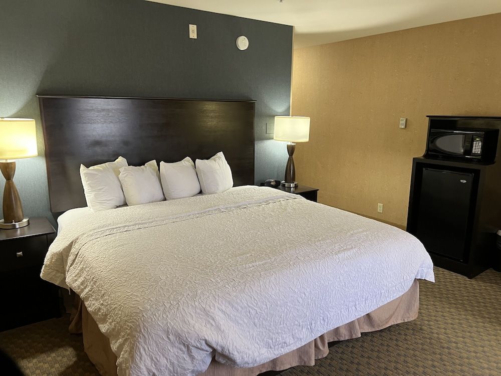 One King Bed, Non-Smoking