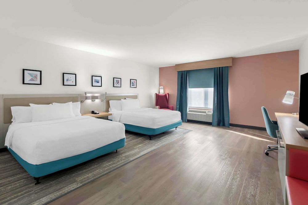 Room, 2 Queen Beds, Accessible, Bathtub (Hearing Impaired)