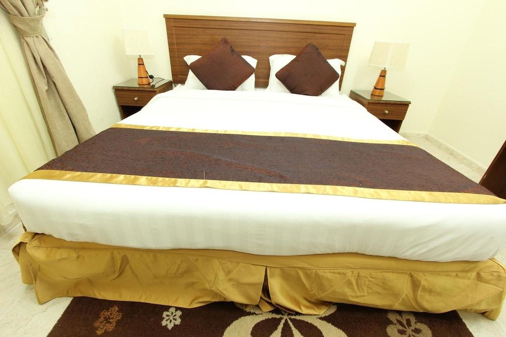 Khalifa Tower Hotel Apartments Standard Room, Kitchen 3