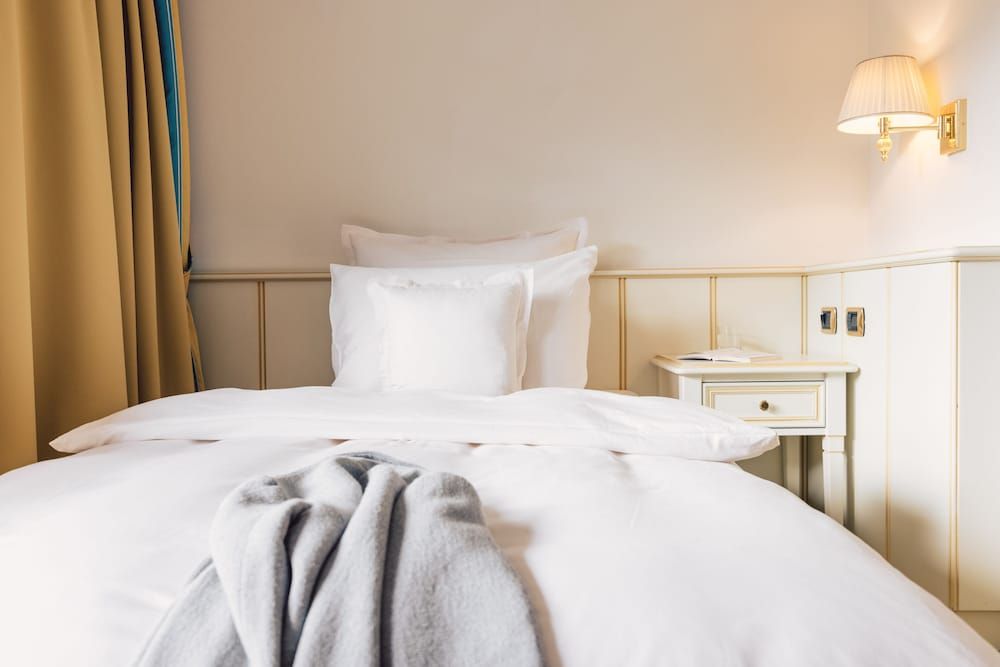 Alpenpalace Luxury Hideaway & Spa Retreat Single Room 2