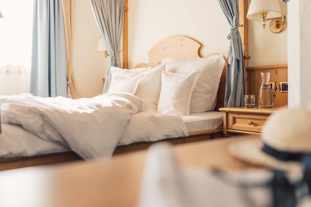 Double Room (Romanticism)