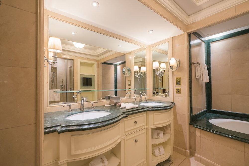 undefined The Ritz-Carlton, Beijing 9