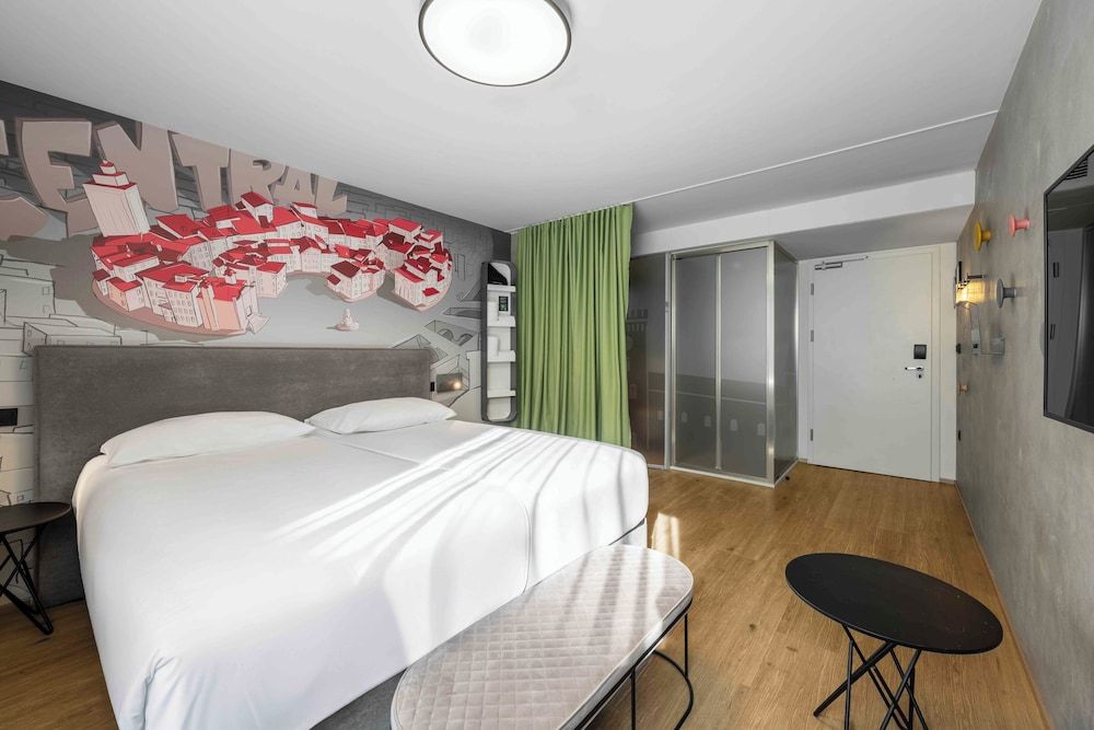 undefined ibis Styles Ljubljana Centre 9