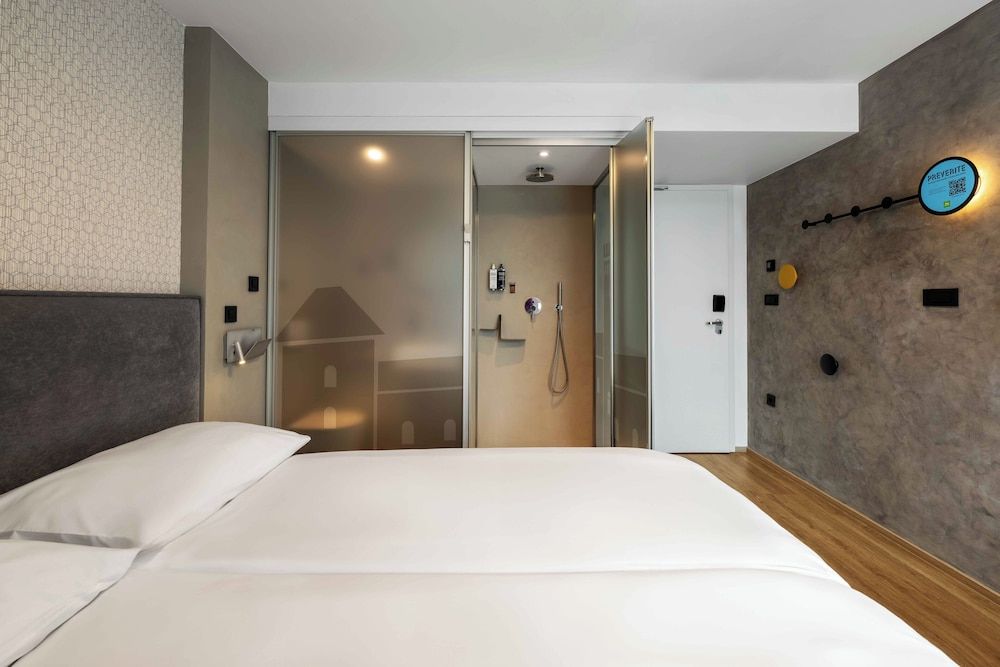 ibis Styles Ljubljana Centre Classic Double Room, 1 Double Bed 3