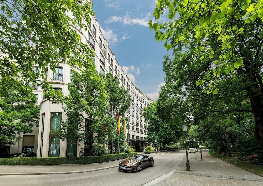 undefined Rocco Forte The Charles Hotel 3