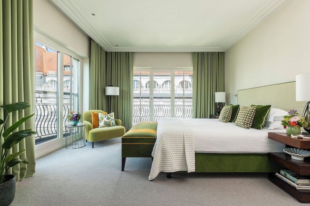 Rocco Forte The Charles Hotel Classic Suite 2