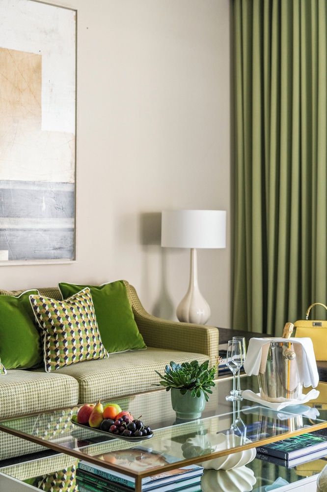 Rocco Forte The Charles Hotel Classic Suite 7