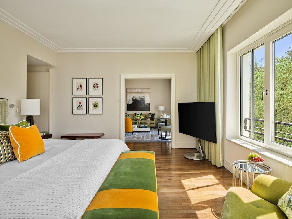 Rocco Forte The Charles Hotel Classic Suite 3