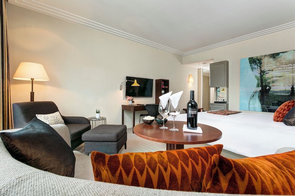 Rocco Forte The Charles Hotel Classic Room 2