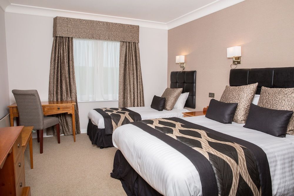 Lancaster House Hotel Classic Double Room (Twin Room) 2