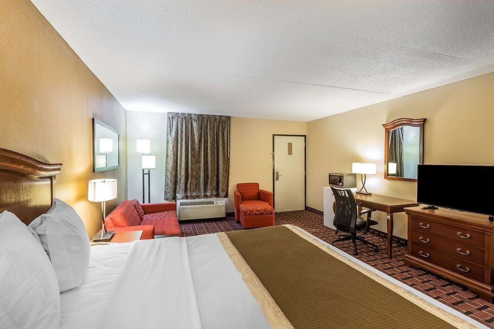 Standard Room, 2 Queen Beds, Non Smoking